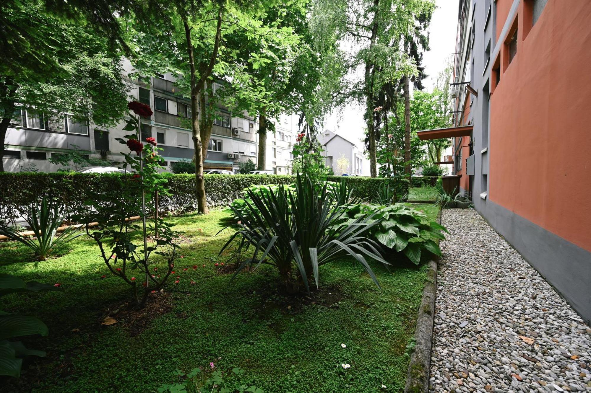 Studio Alfa I Omega Appartement Zagreb Buitenkant foto